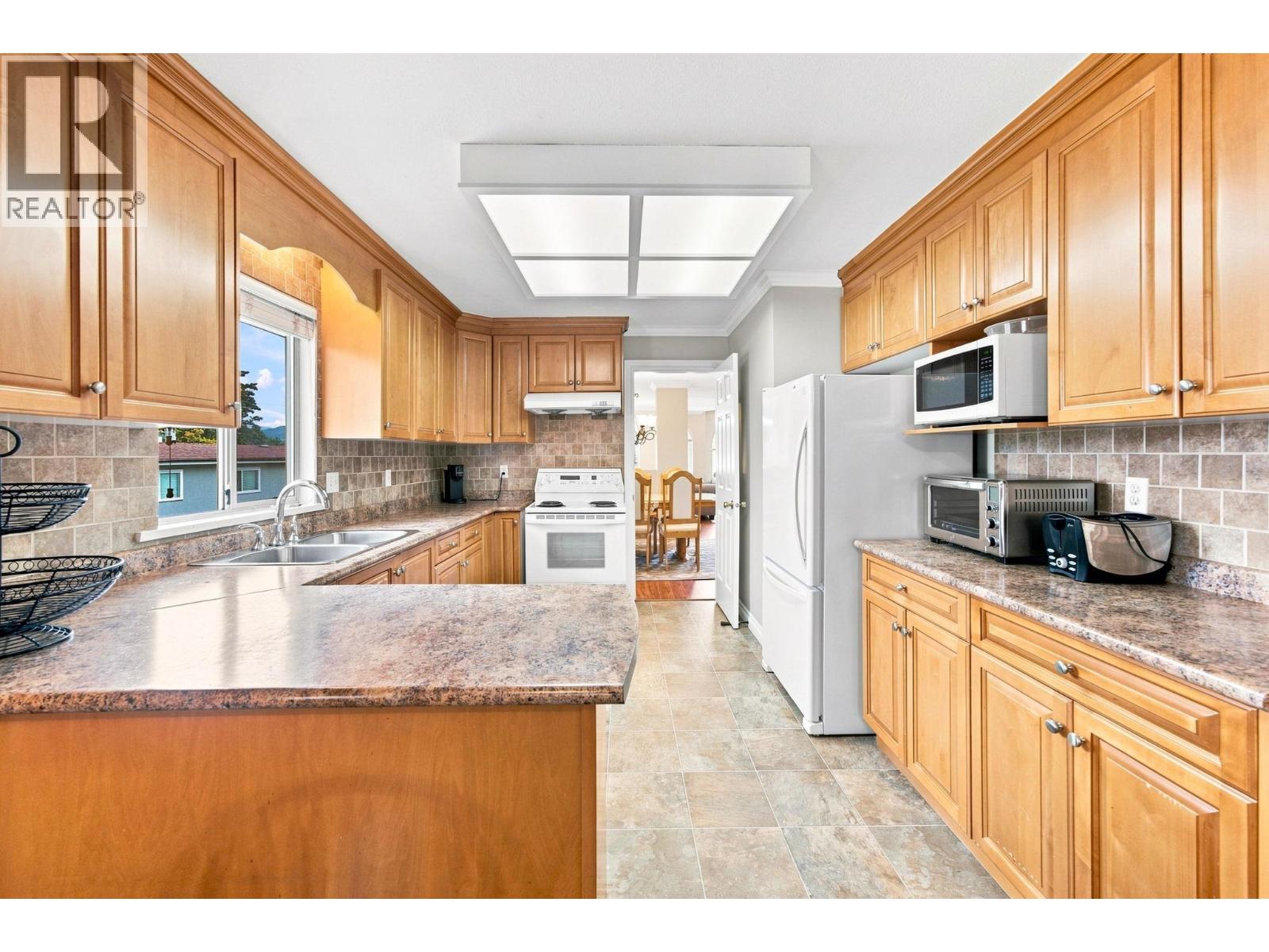 2152 Pitt River Road Property Photo 3