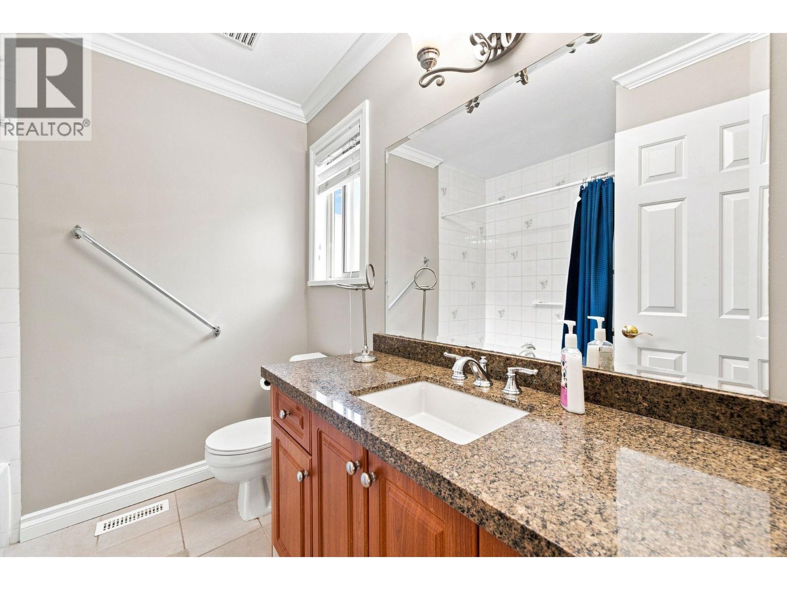 2152 Pitt River Road Property Photo 8