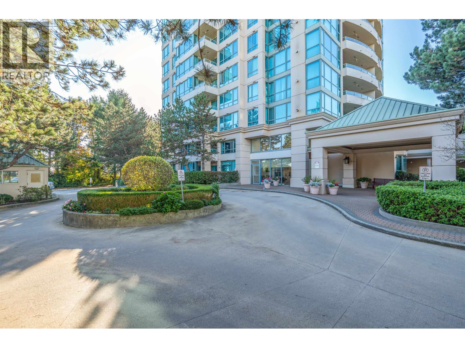 1405 6622 Southoaks Crescent Property Photo 2