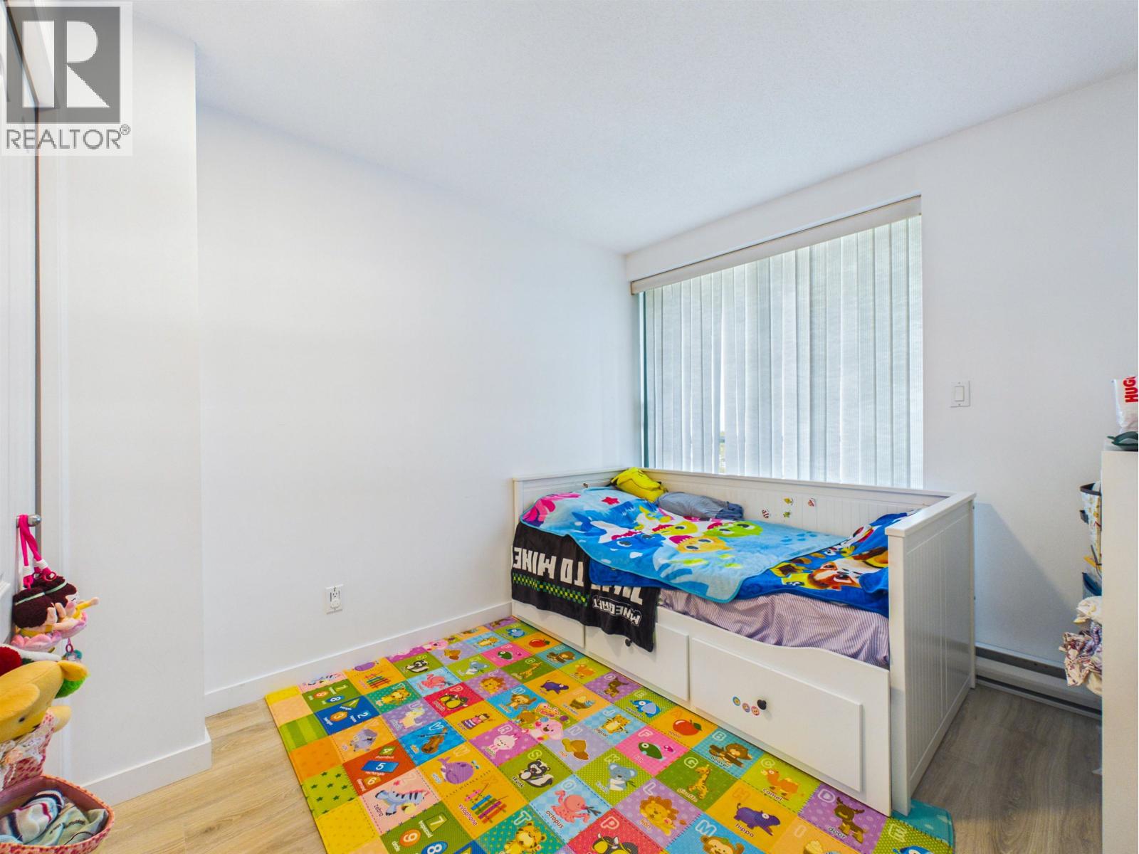 1405 6622 Southoaks Crescent Property Photo 25