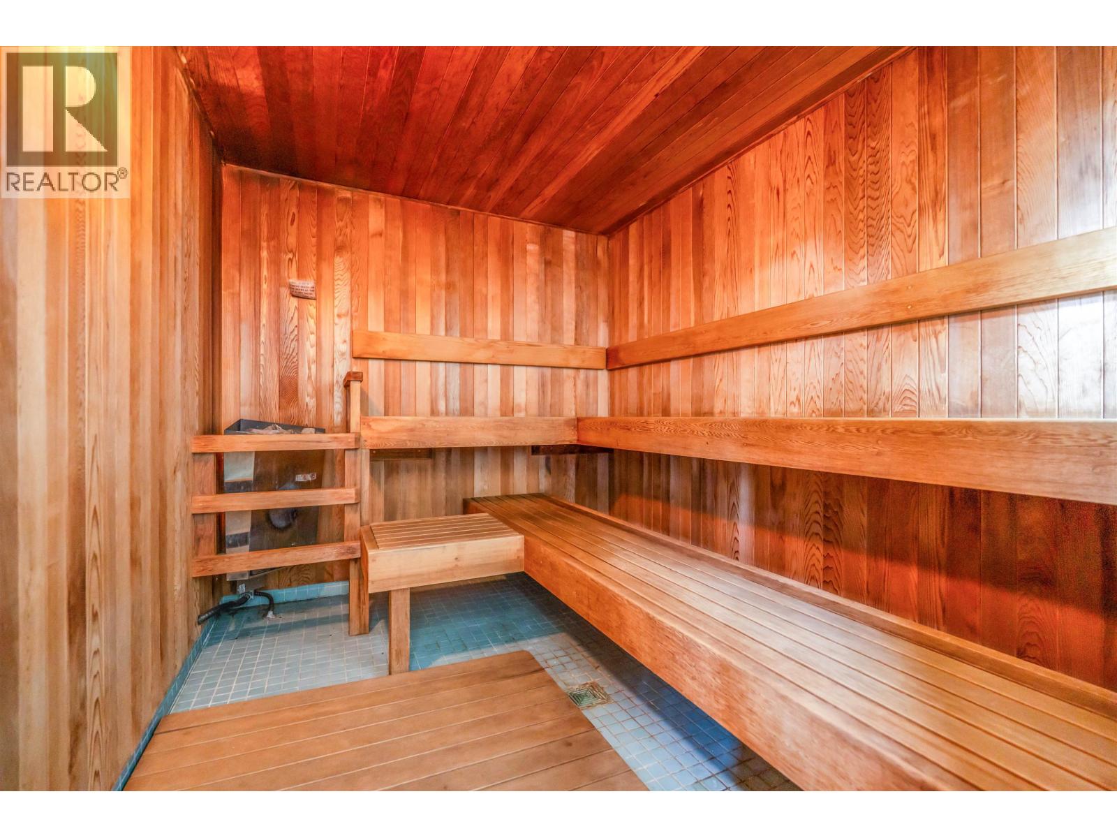 1405 6622 Southoaks Crescent Property Photo 34