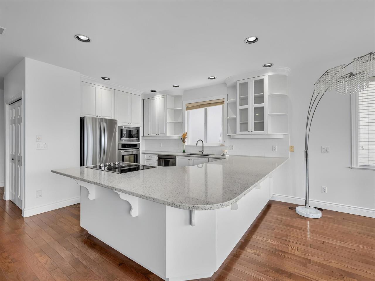 14763 Marine Drive Property Photo 9