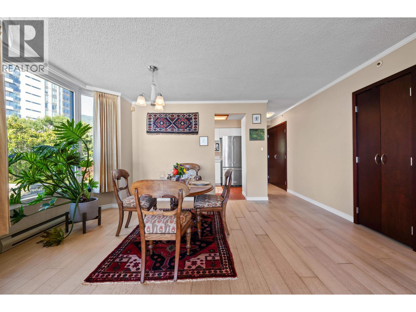 103 2280 Bellevue Avenue Property Photo 18