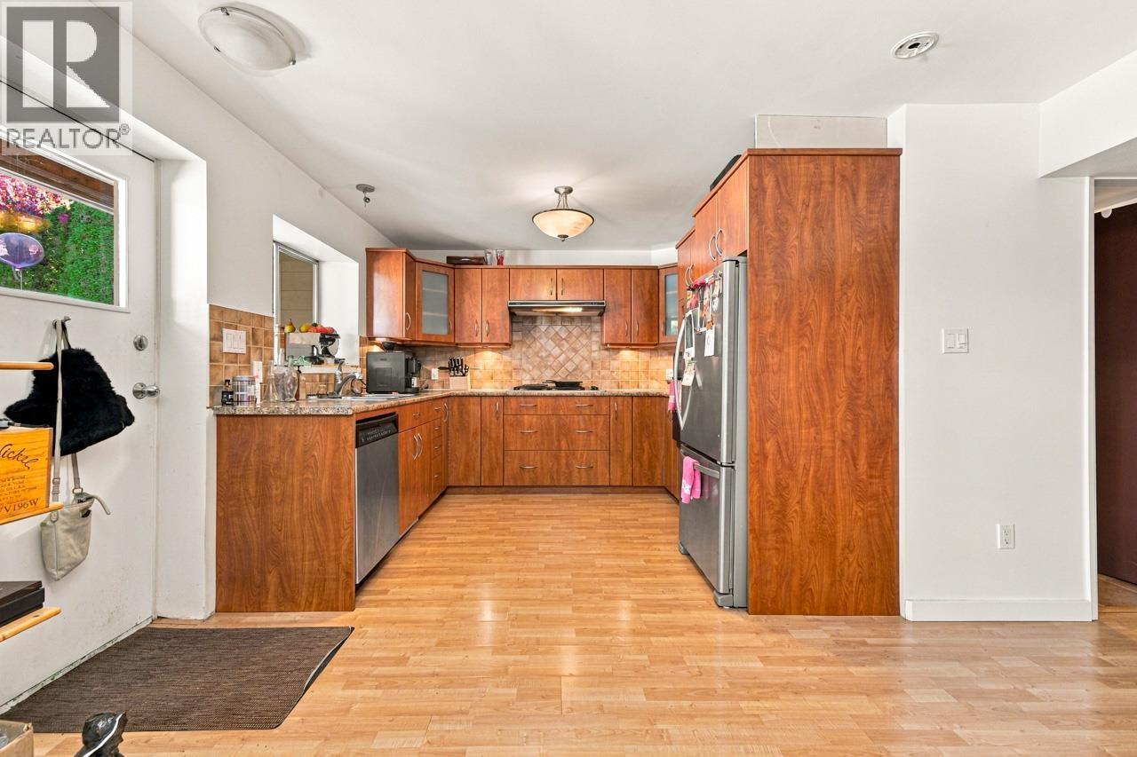 950 Tollcross Road Property Photo 23