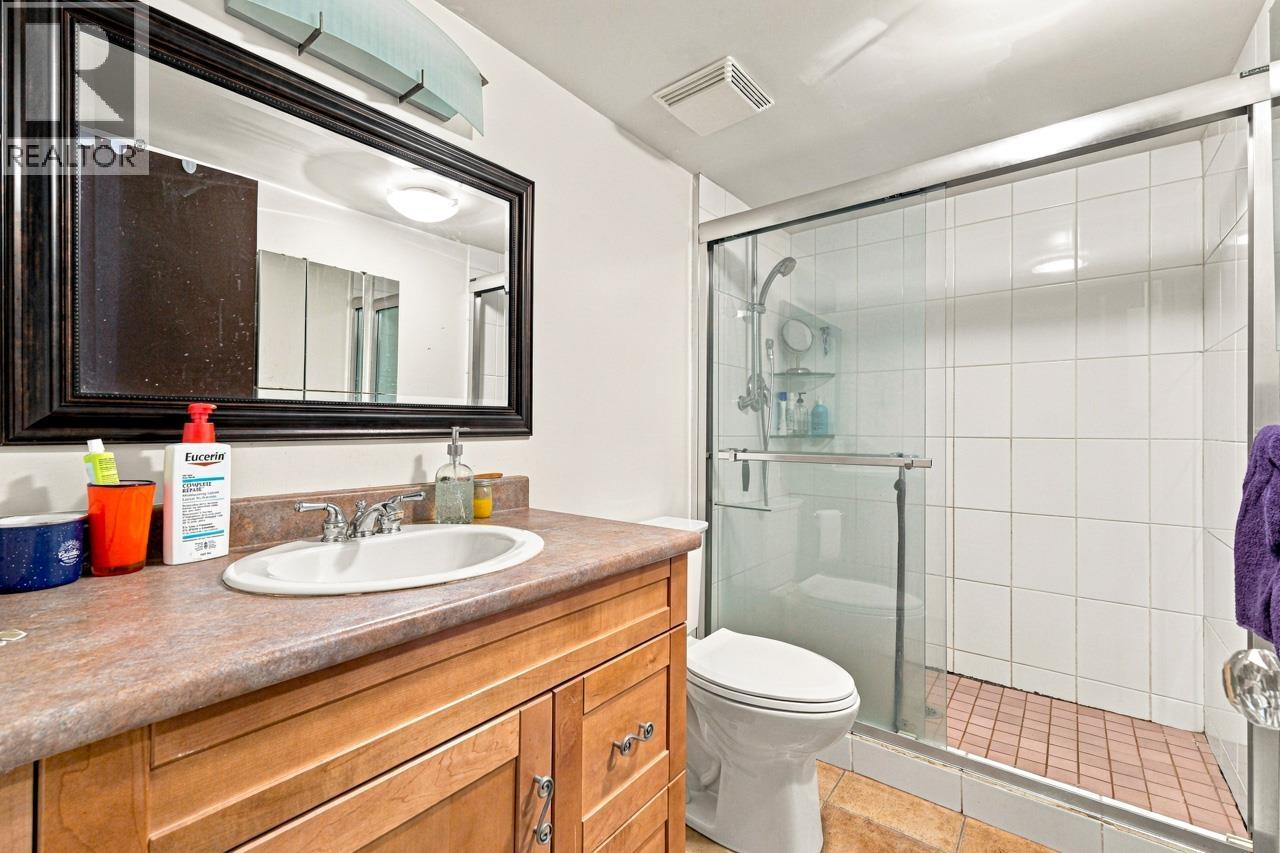 950 Tollcross Road Property Photo 25