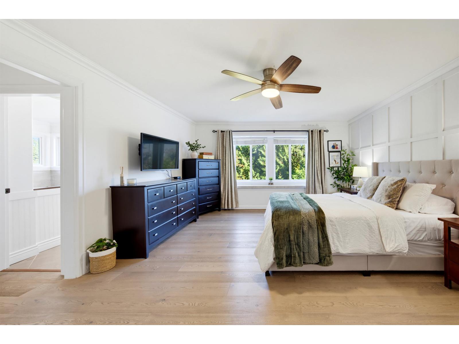 8256 170 Street Property Photo 22