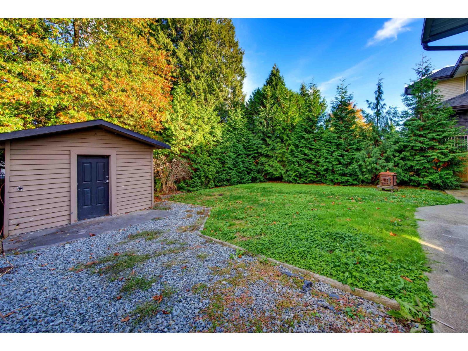 8256 170 Street Property Photo 33