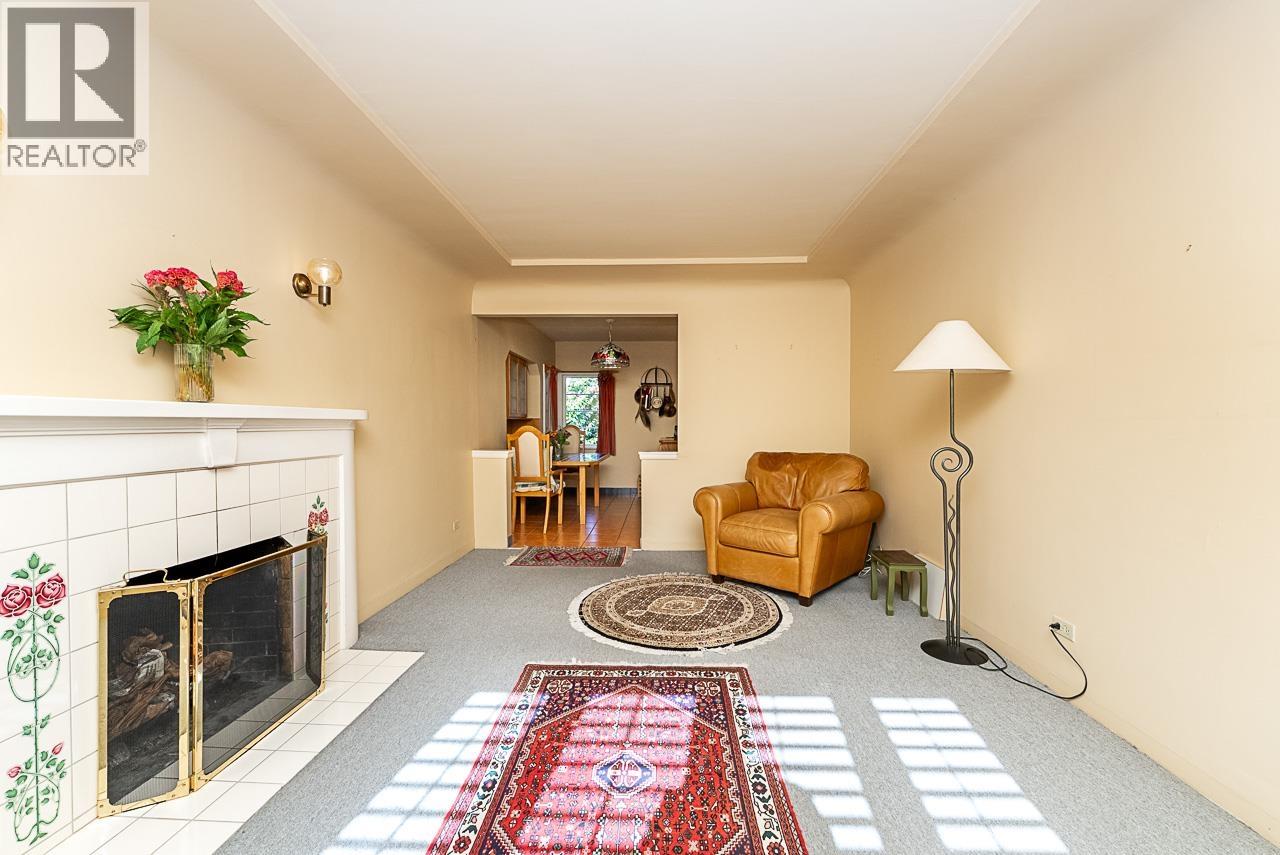 1881 Whyte Avenue Property Photo 6