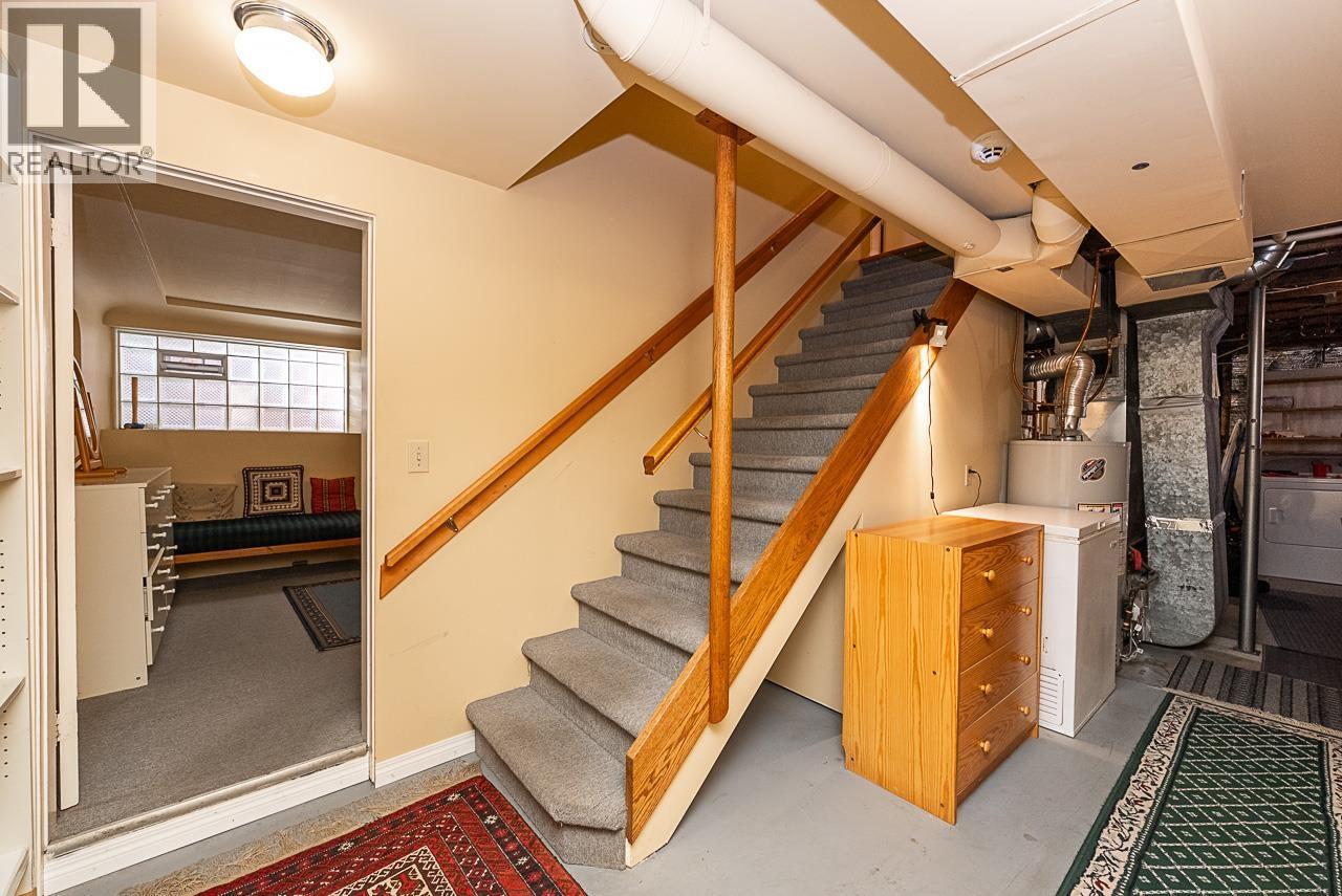 1881 Whyte Avenue Property Photo 20