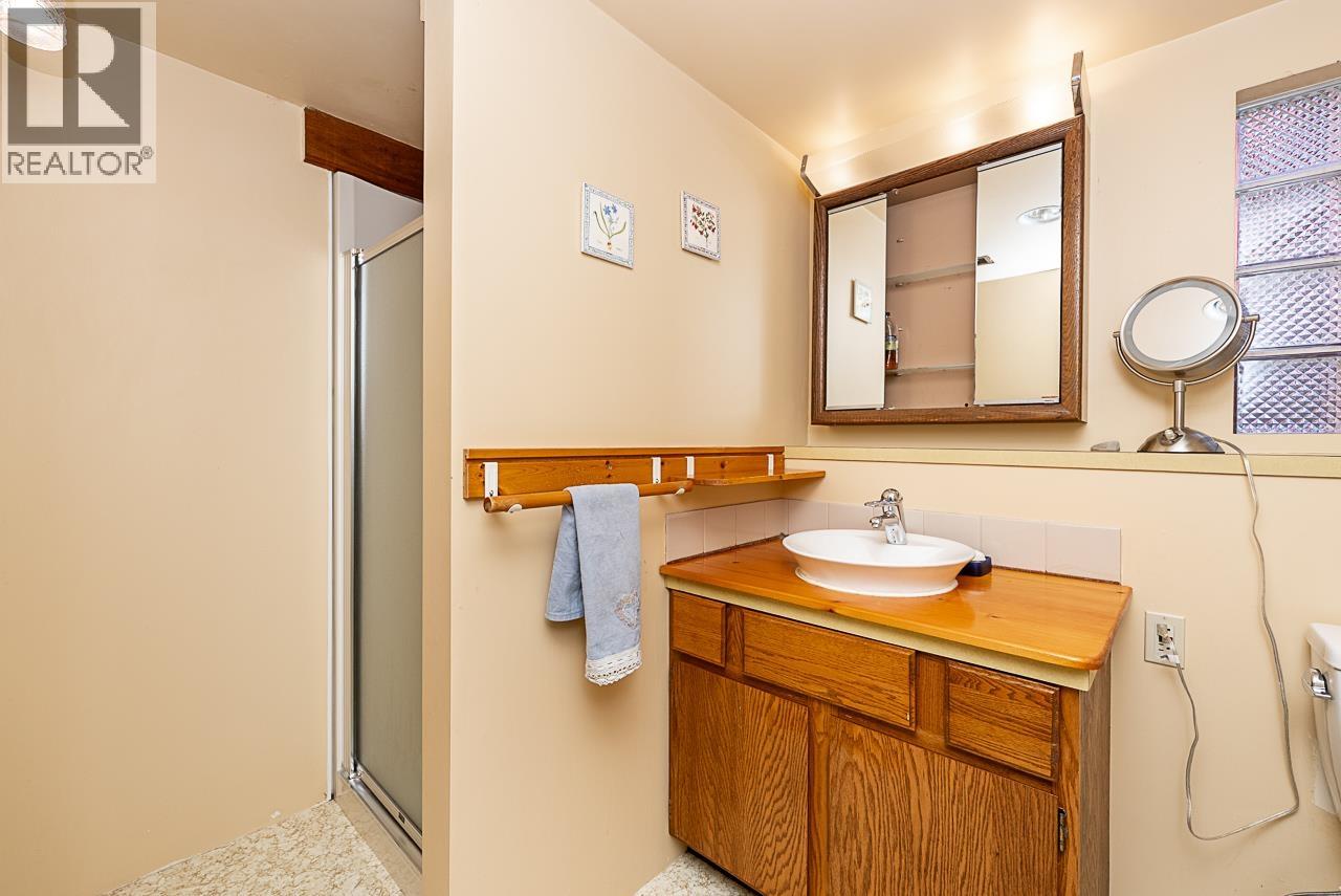 1881 Whyte Avenue Property Photo 24