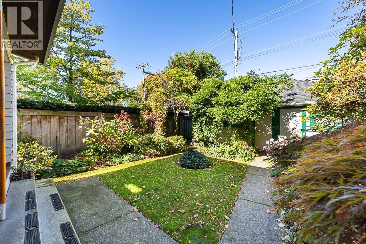 1881 Whyte Avenue Property Photo 28
