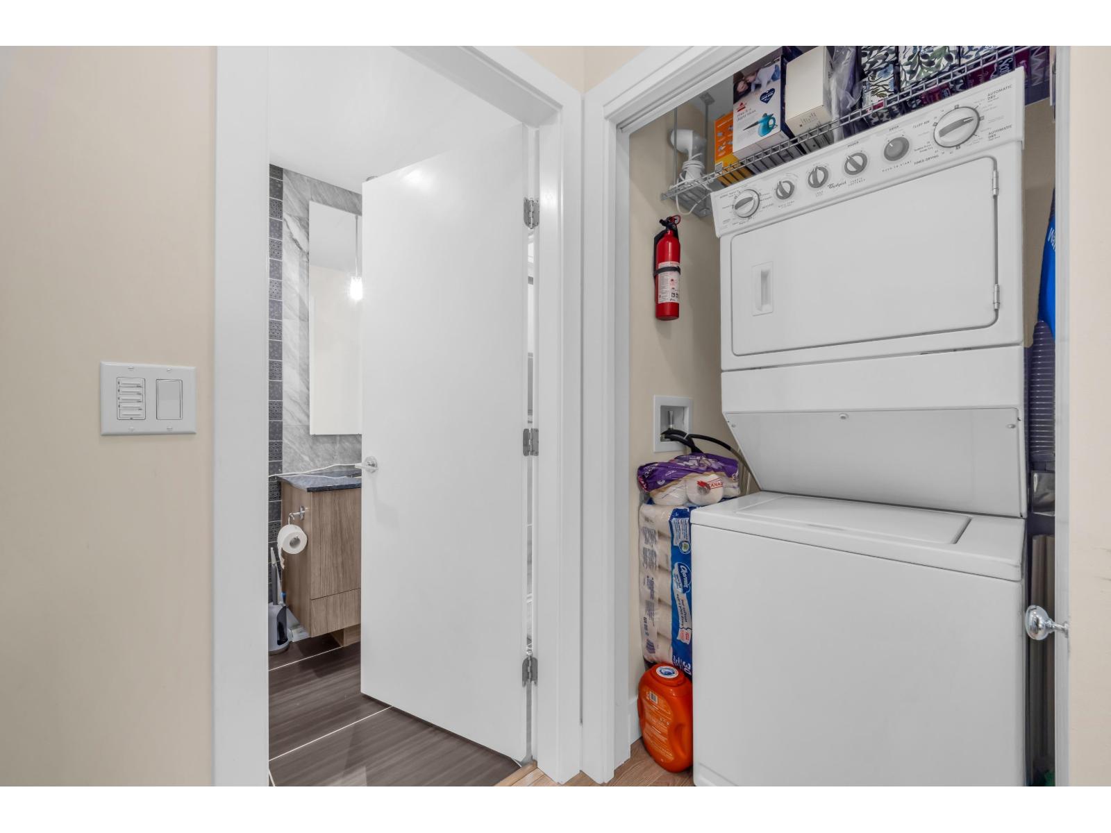 C211 20211 66 Avenue Property Photo 18