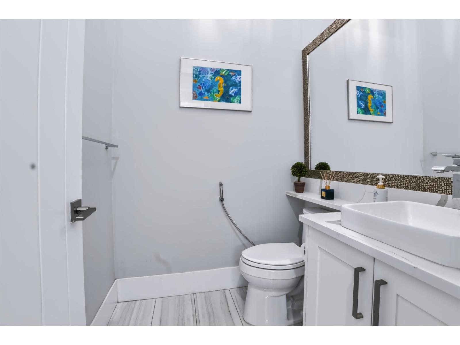 16772 16a Avenue Property Photo 15