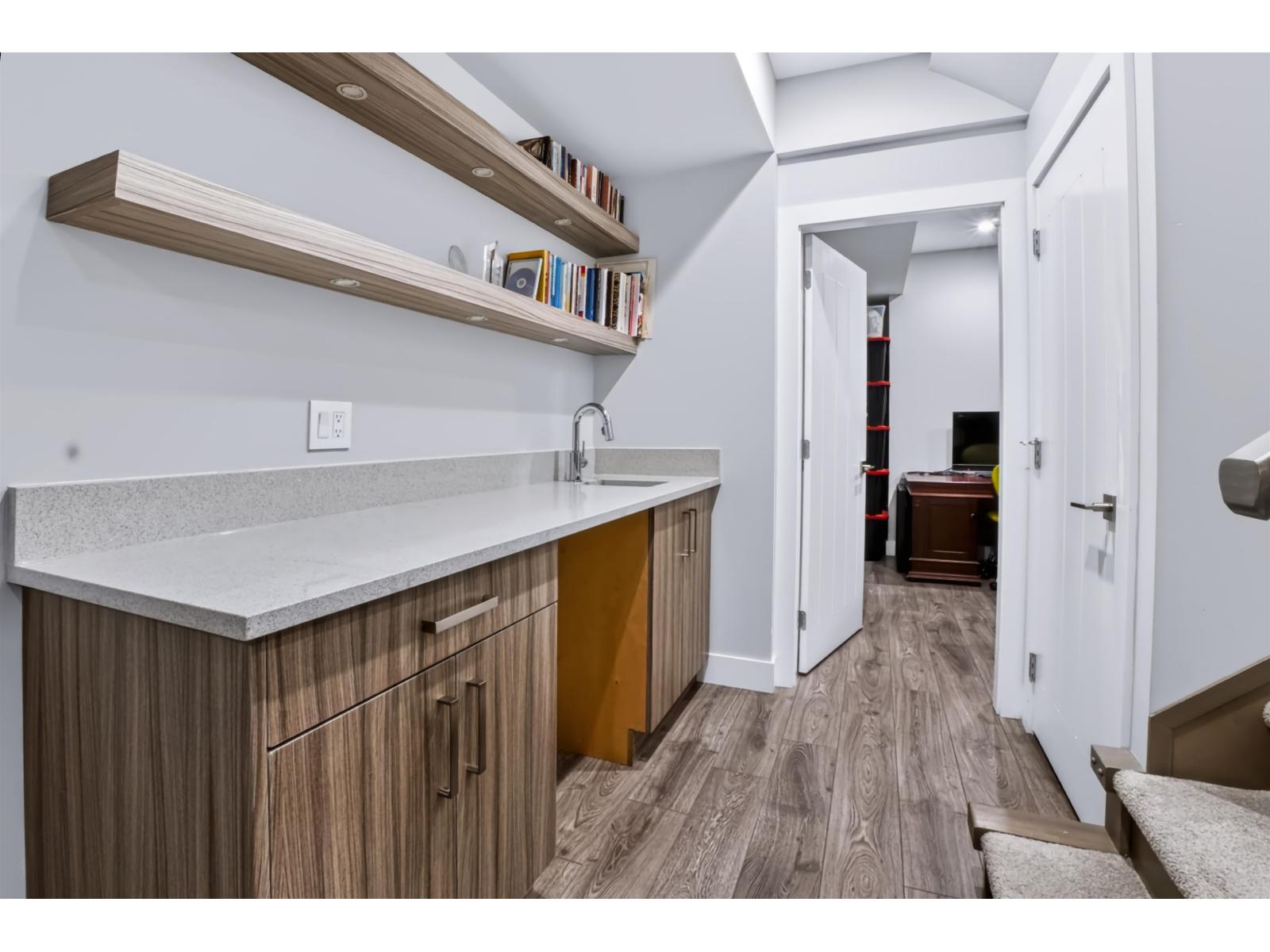 16772 16a Avenue Property Photo 28