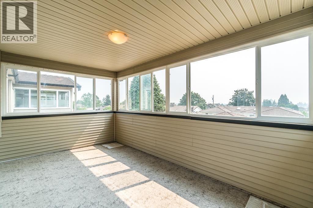 7734 16th Avenue Property Photo 5