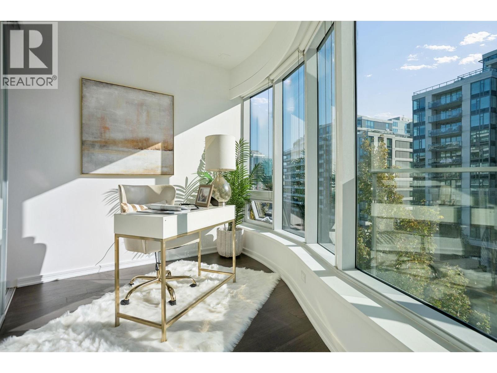 606 1661 Ontario Street Property Photo 7