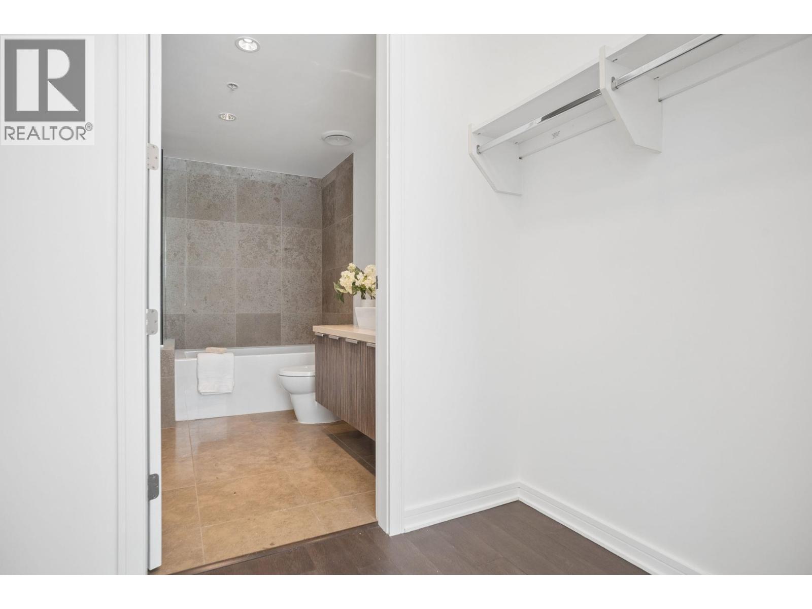 606 1661 Ontario Street Property Photo 13
