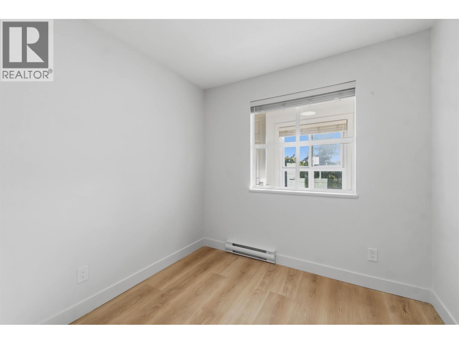 306 2928 Commercial Drive Property Photo 30