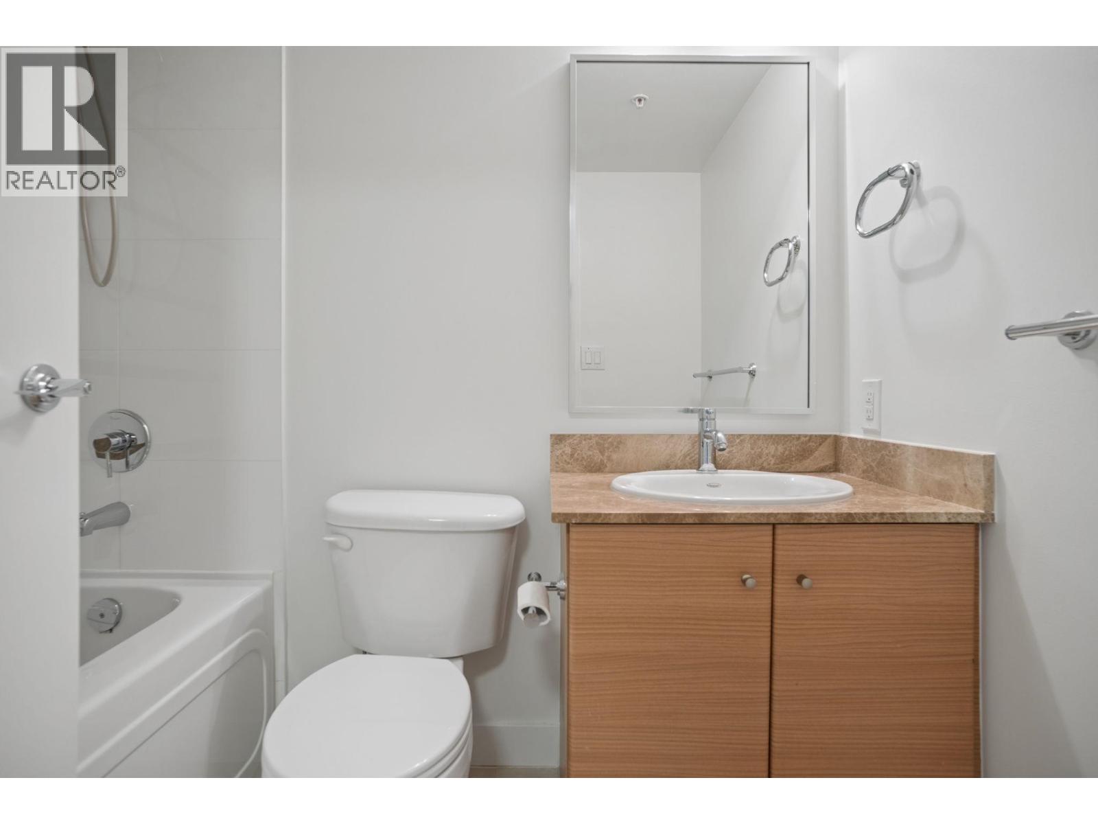 Th938 Homer Street Property Photo 12