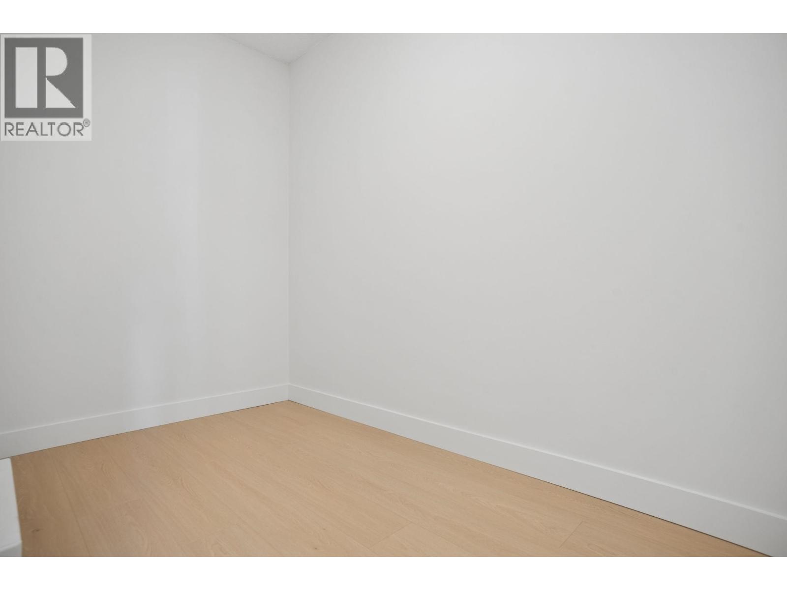Th938 Homer Street Property Photo 16