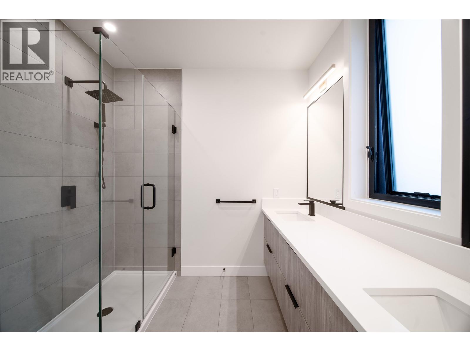 218 8699 Spires Road Property Photo 14