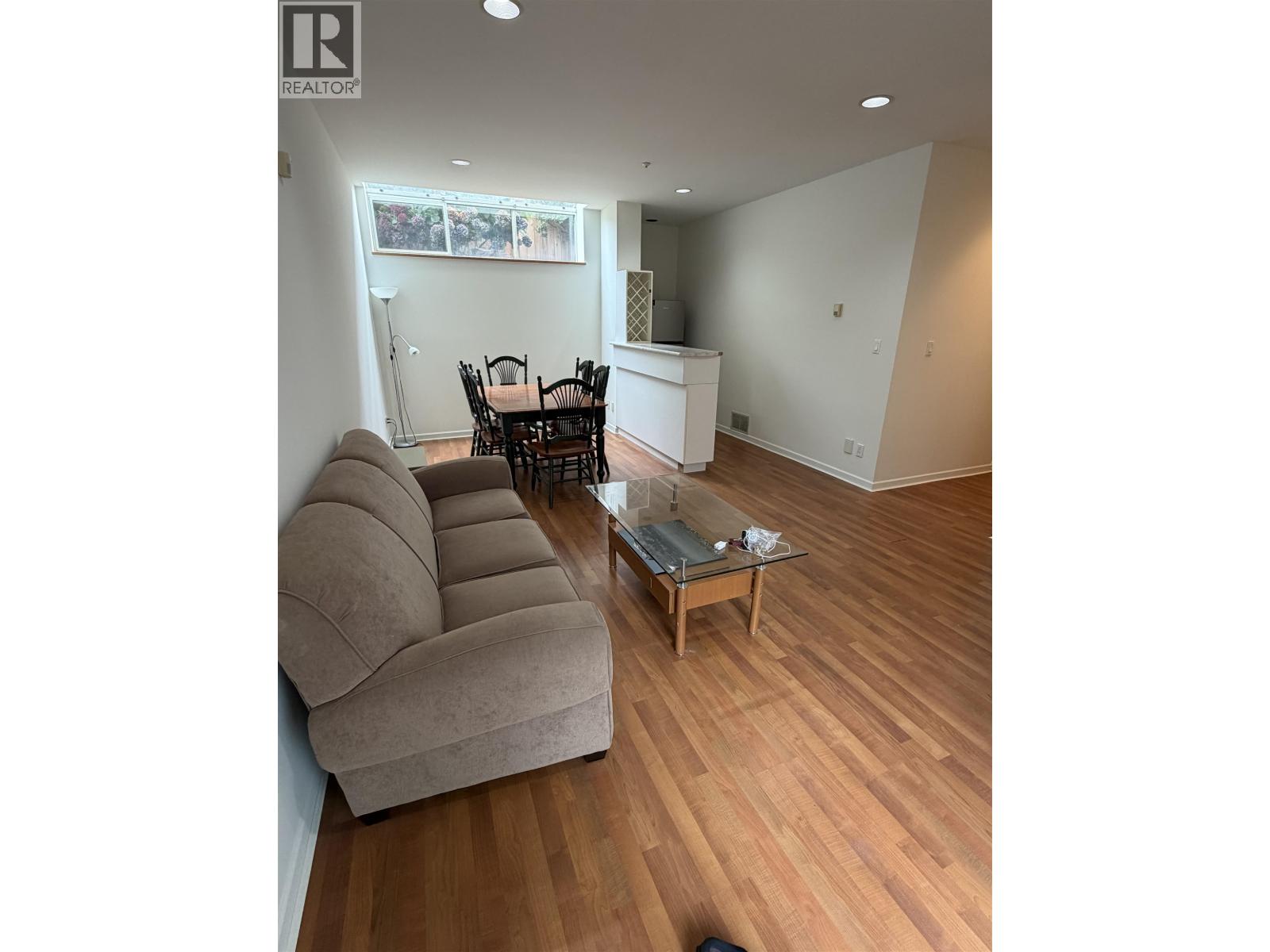 26xx W 23 Avenue Property Photo 14