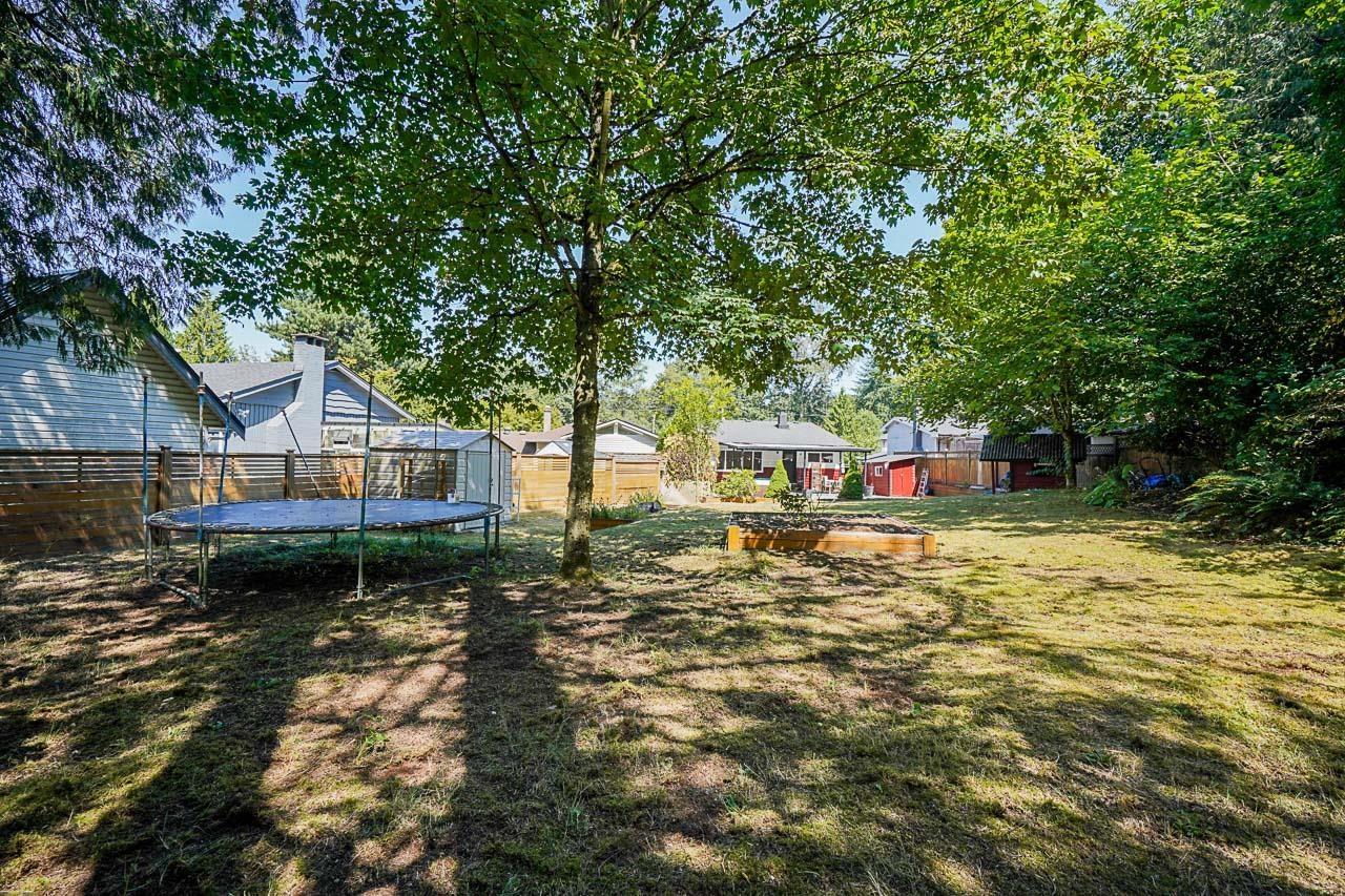 10993 Mcadam Road Property Photo 20