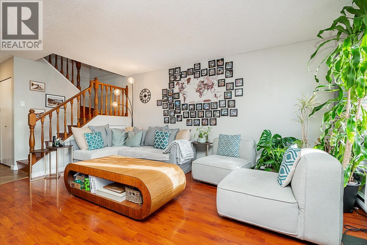 6531 Pimlico Way Property Photo 6