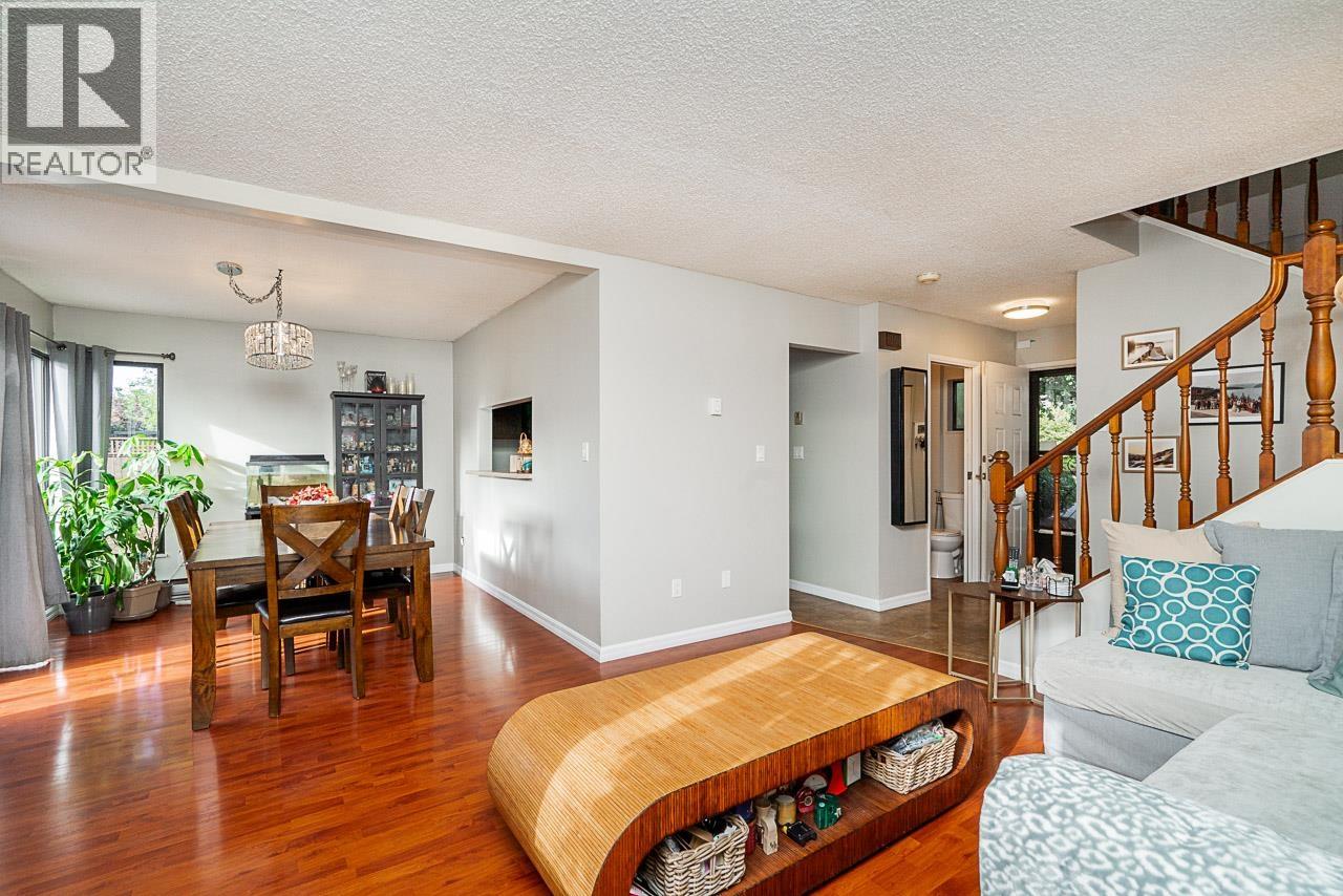 6531 Pimlico Way Property Photo 7