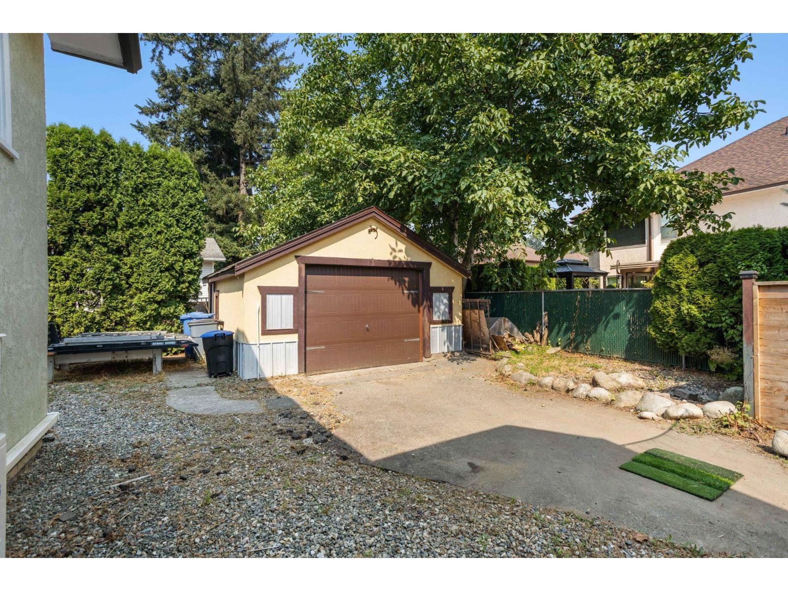 46307 Riverside Drive Property Photo 34