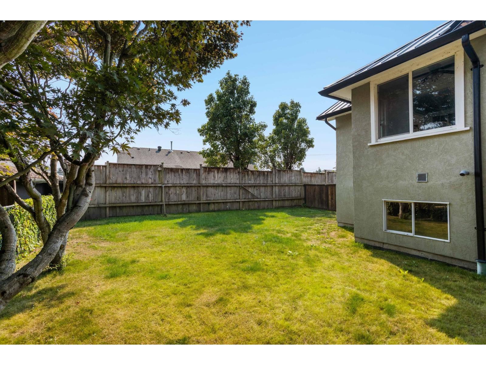 46307 Riverside Drive Property Photo 37