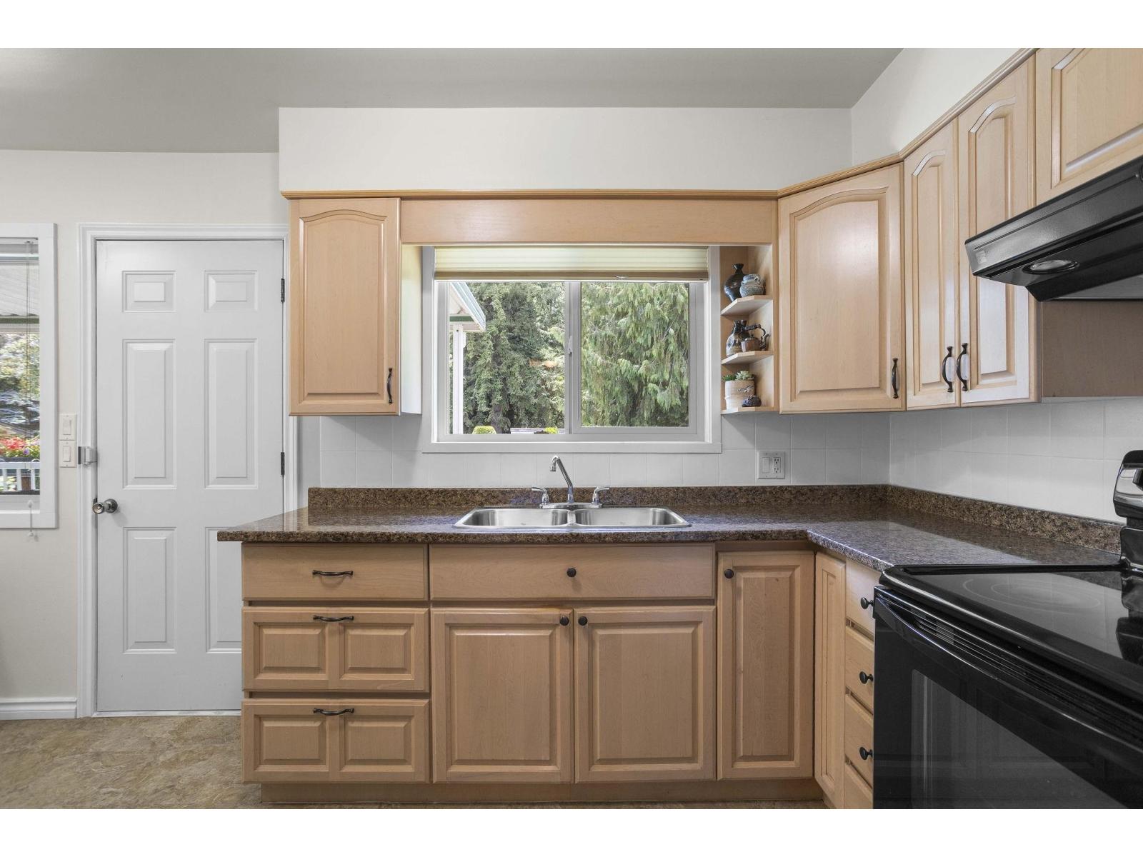 33268 Swansea Avenue Property Photo 12