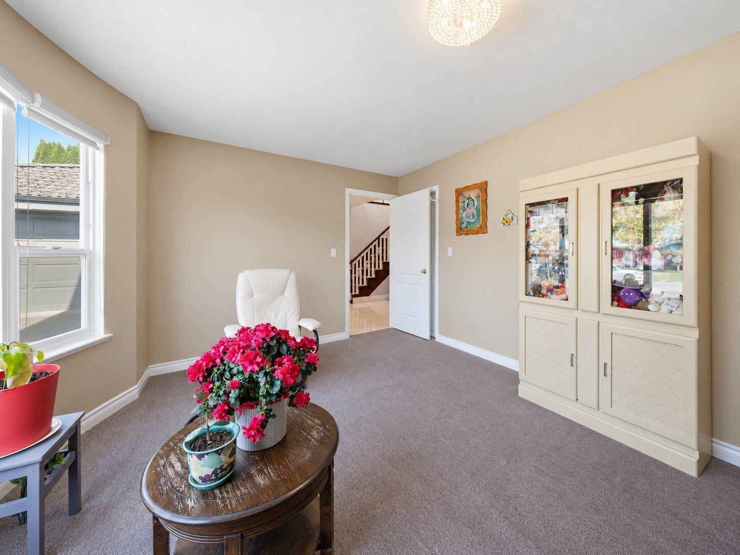 6938 127a Street Property Photo 14