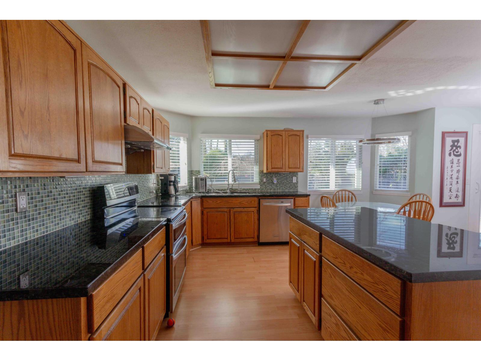 11083 153a Street Property Photo 16