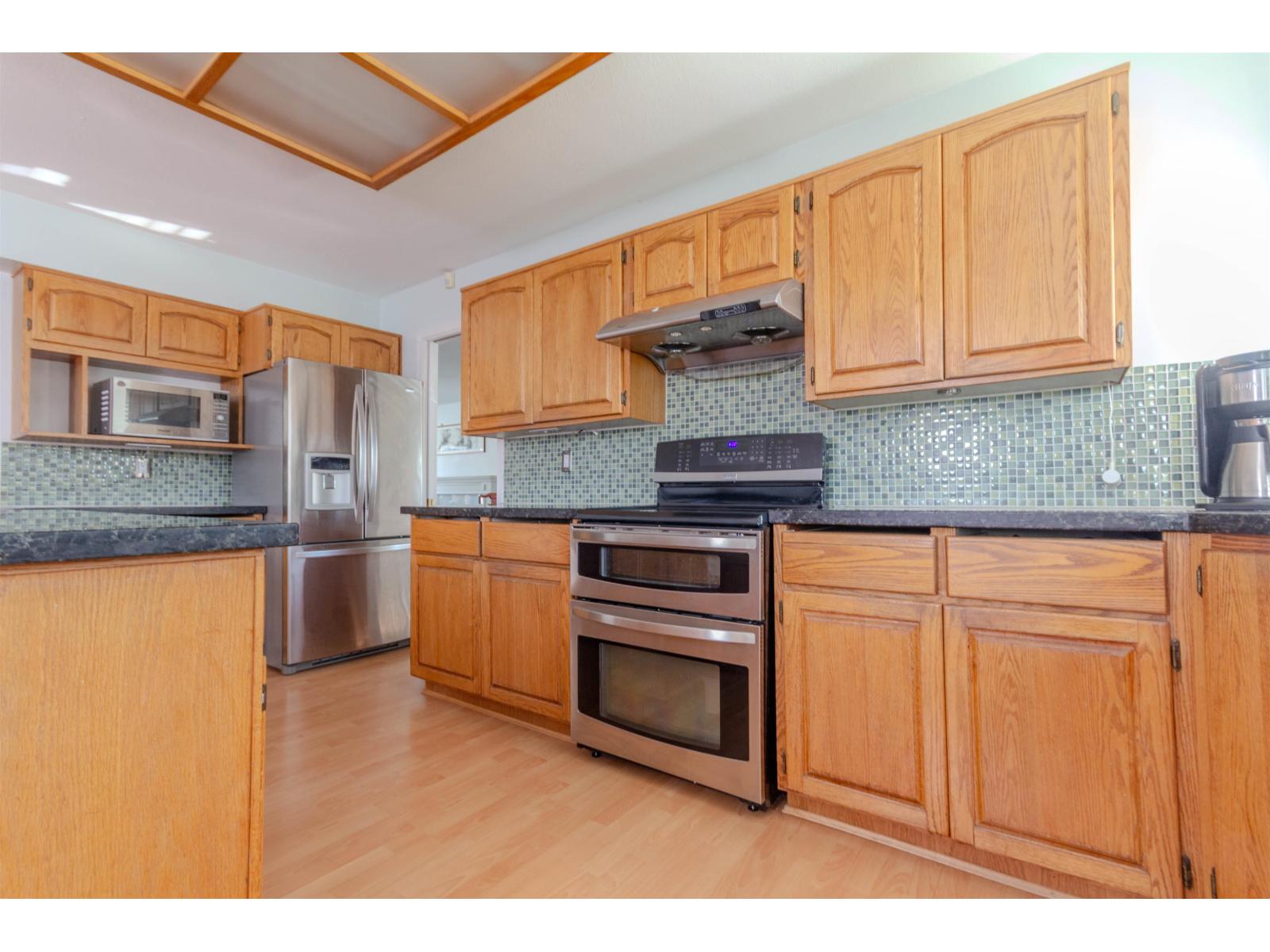11083 153a Street Property Photo 18