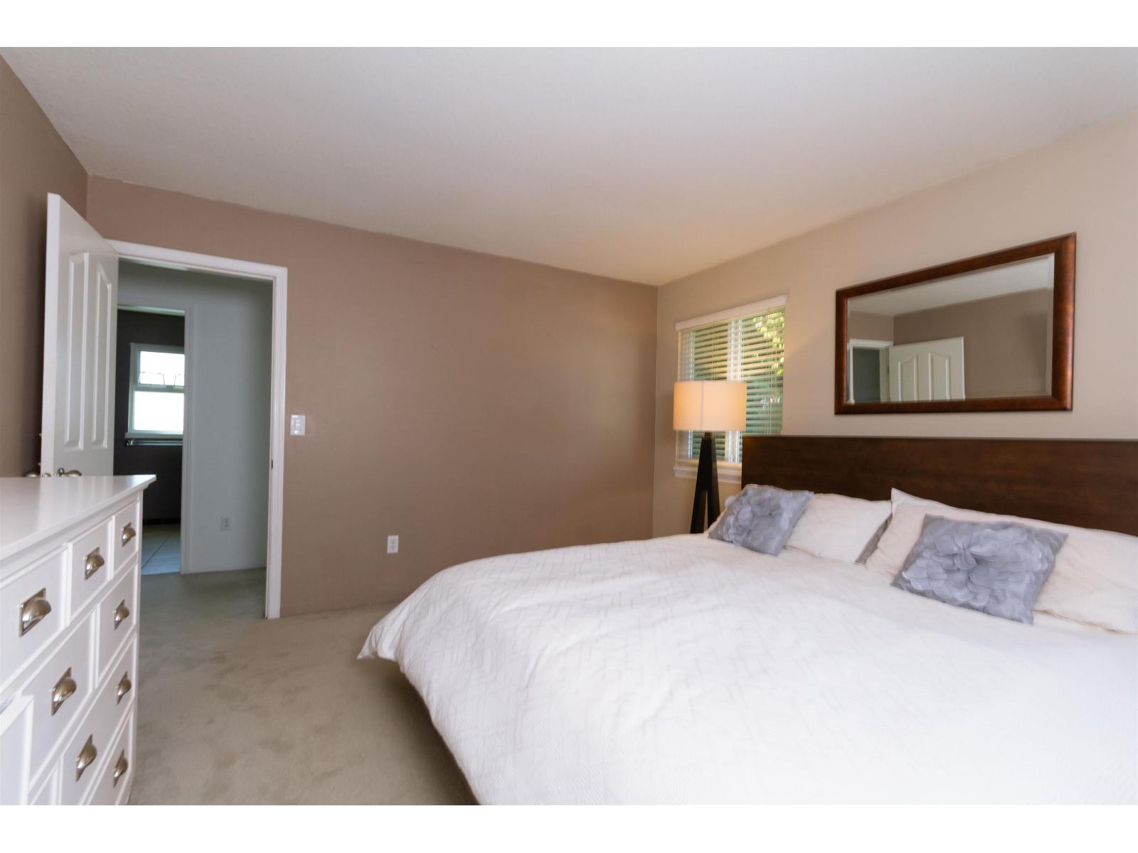 11083 153a Street Property Photo 26