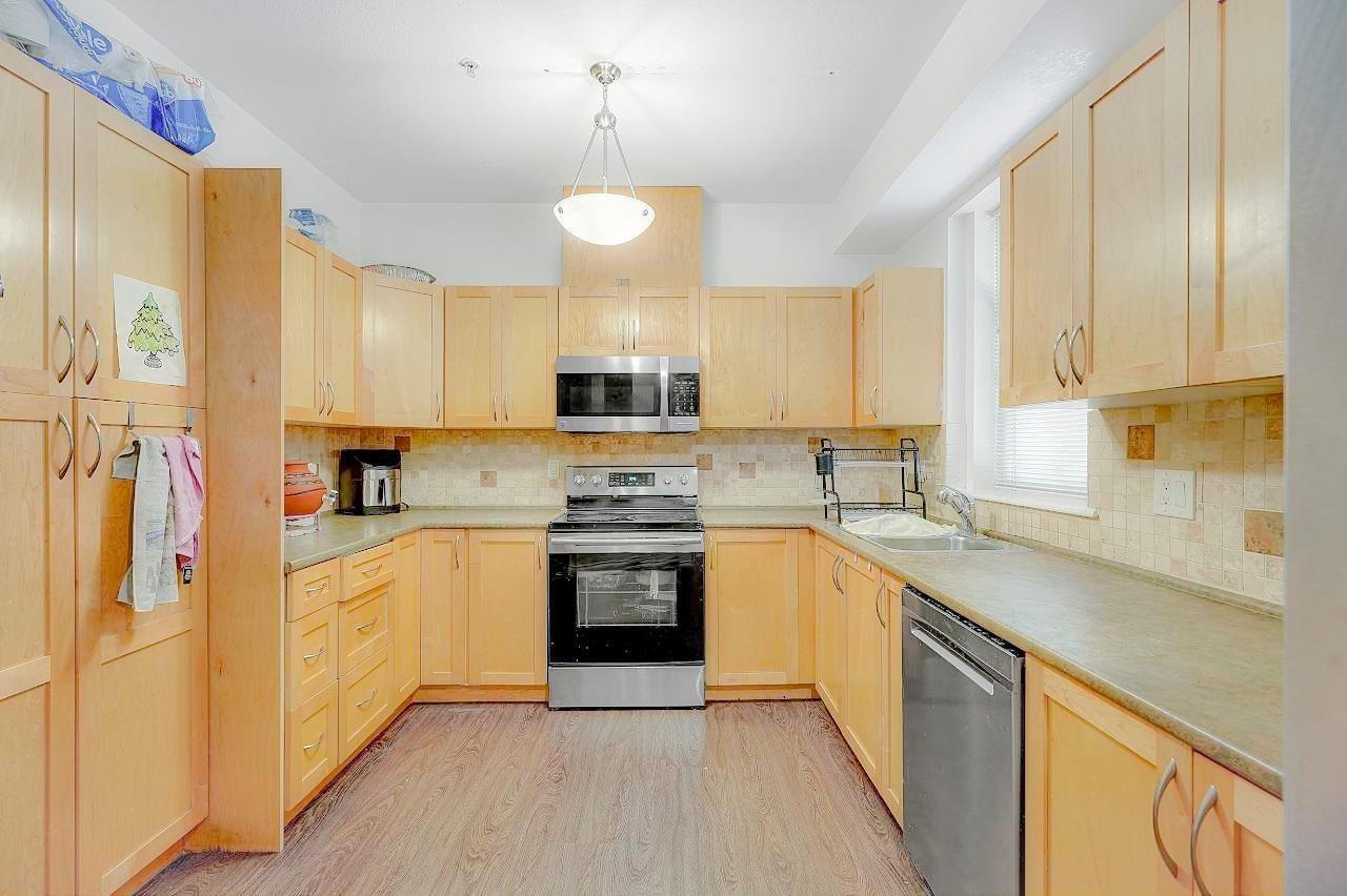 48 11860 River Road Property Photo 2