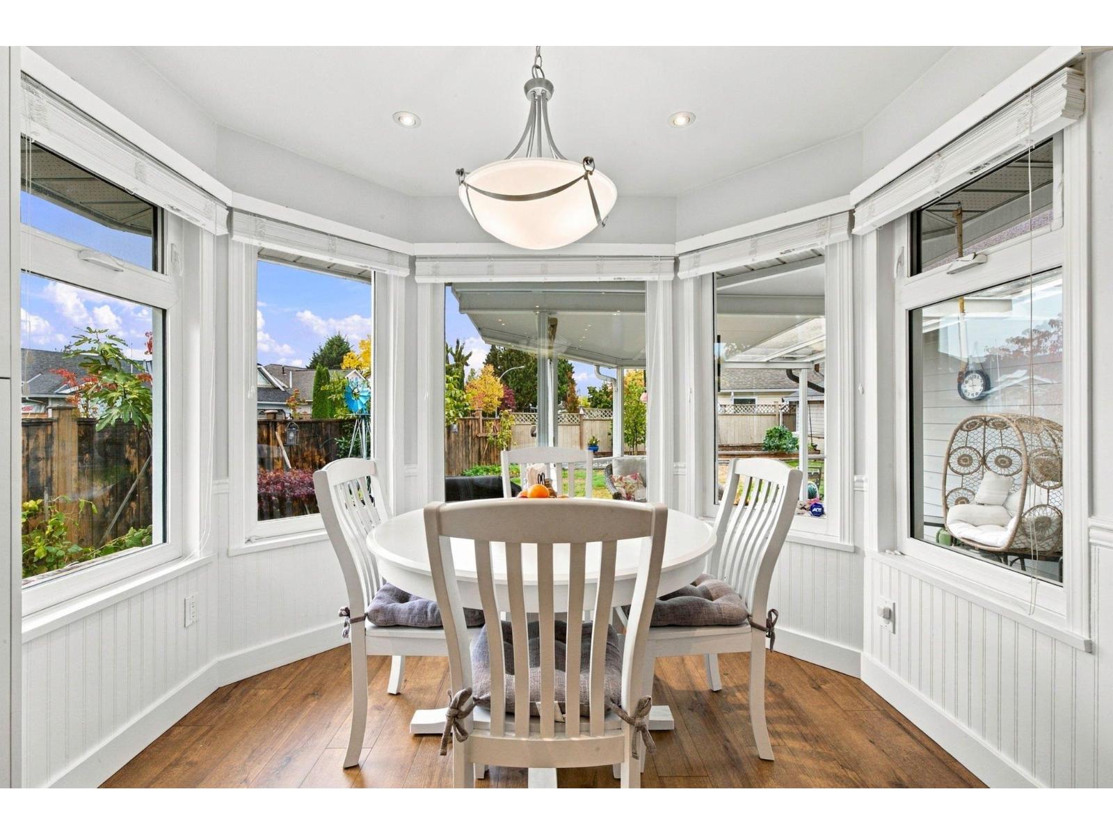18707 60a Avenue Property Photo 10