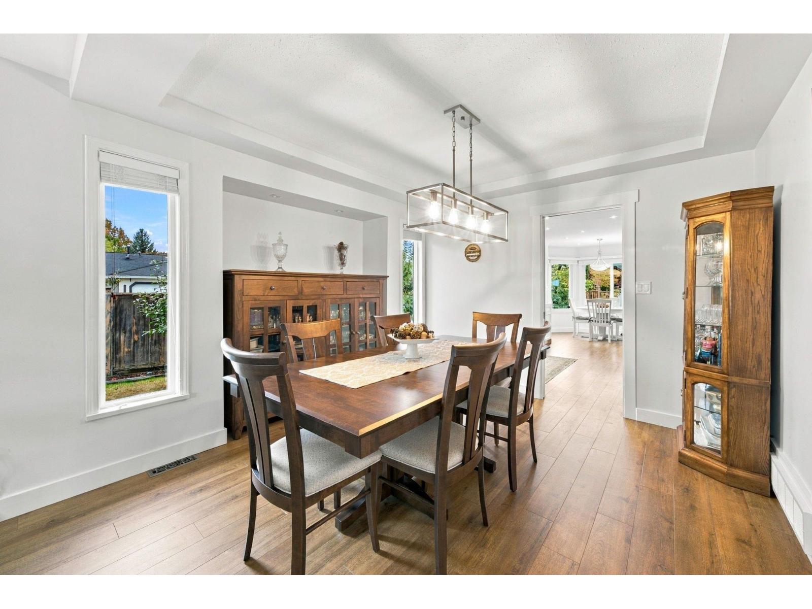18707 60a Avenue Property Photo 11