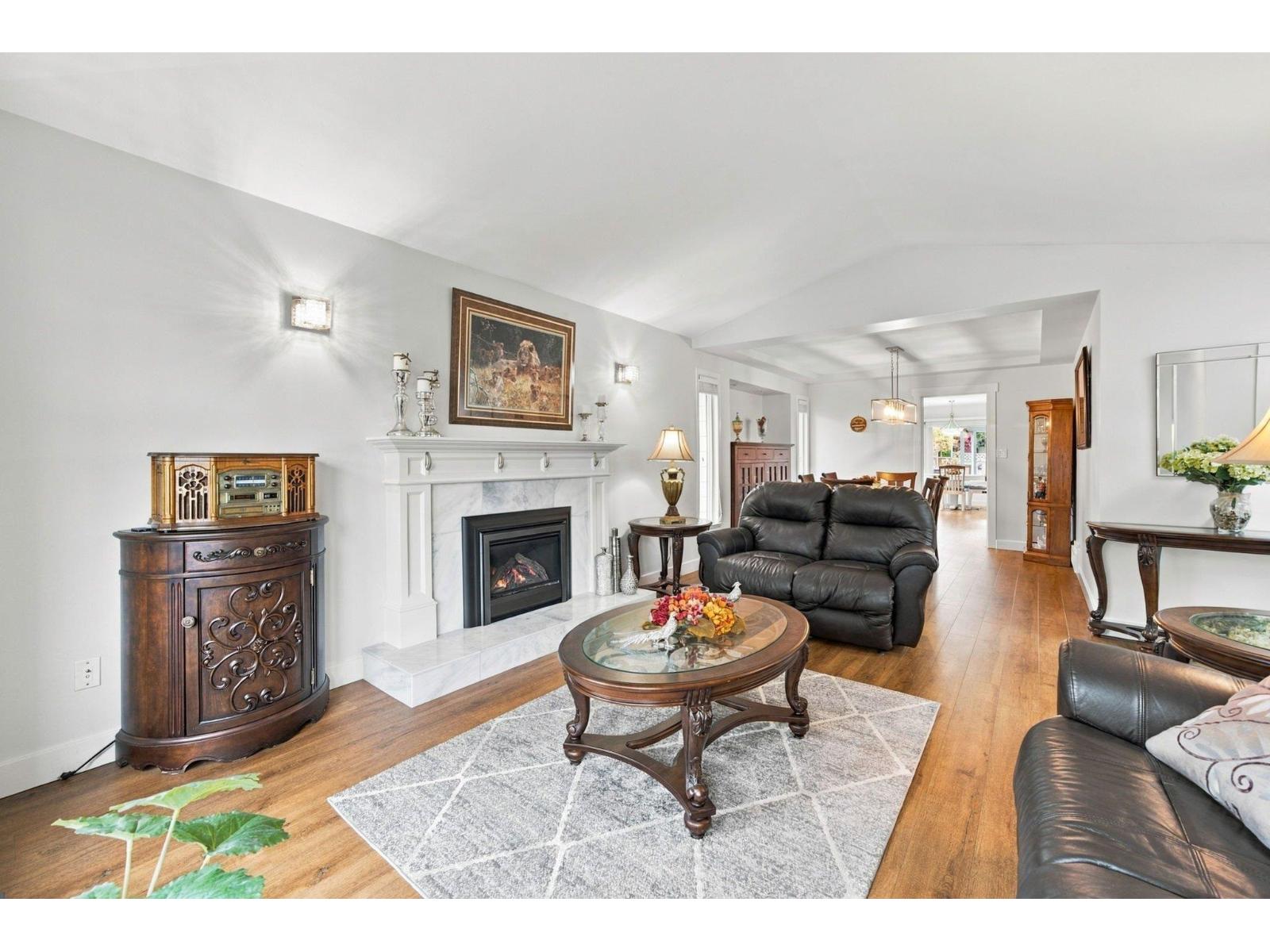 18707 60a Avenue Property Photo 14
