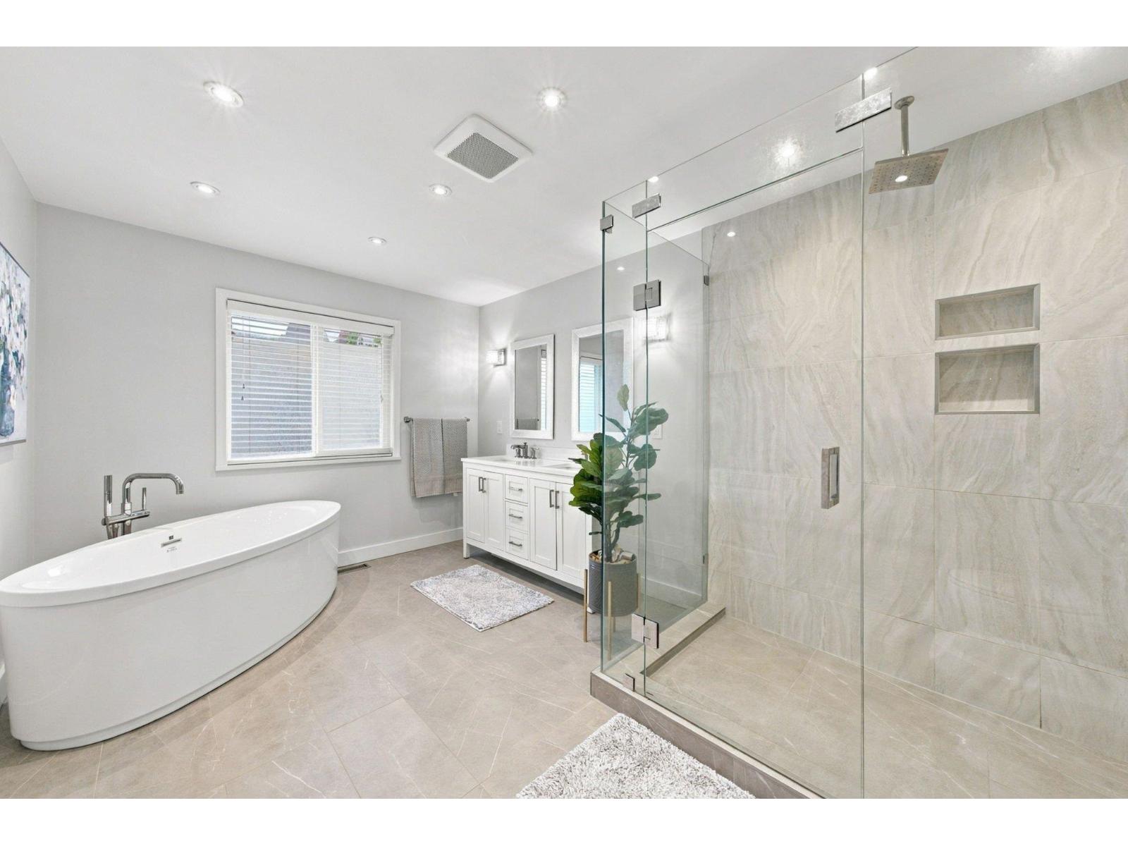 18707 60a Avenue Property Photo 20