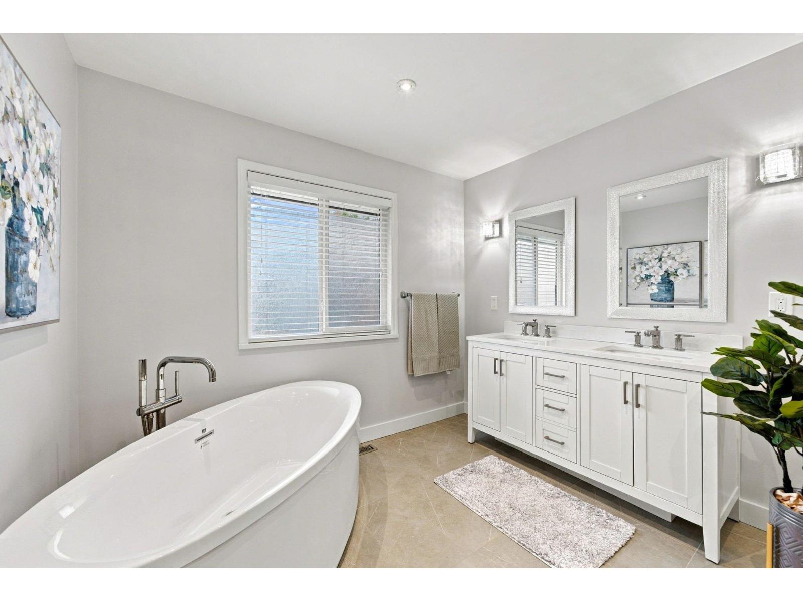 18707 60a Avenue Property Photo 21