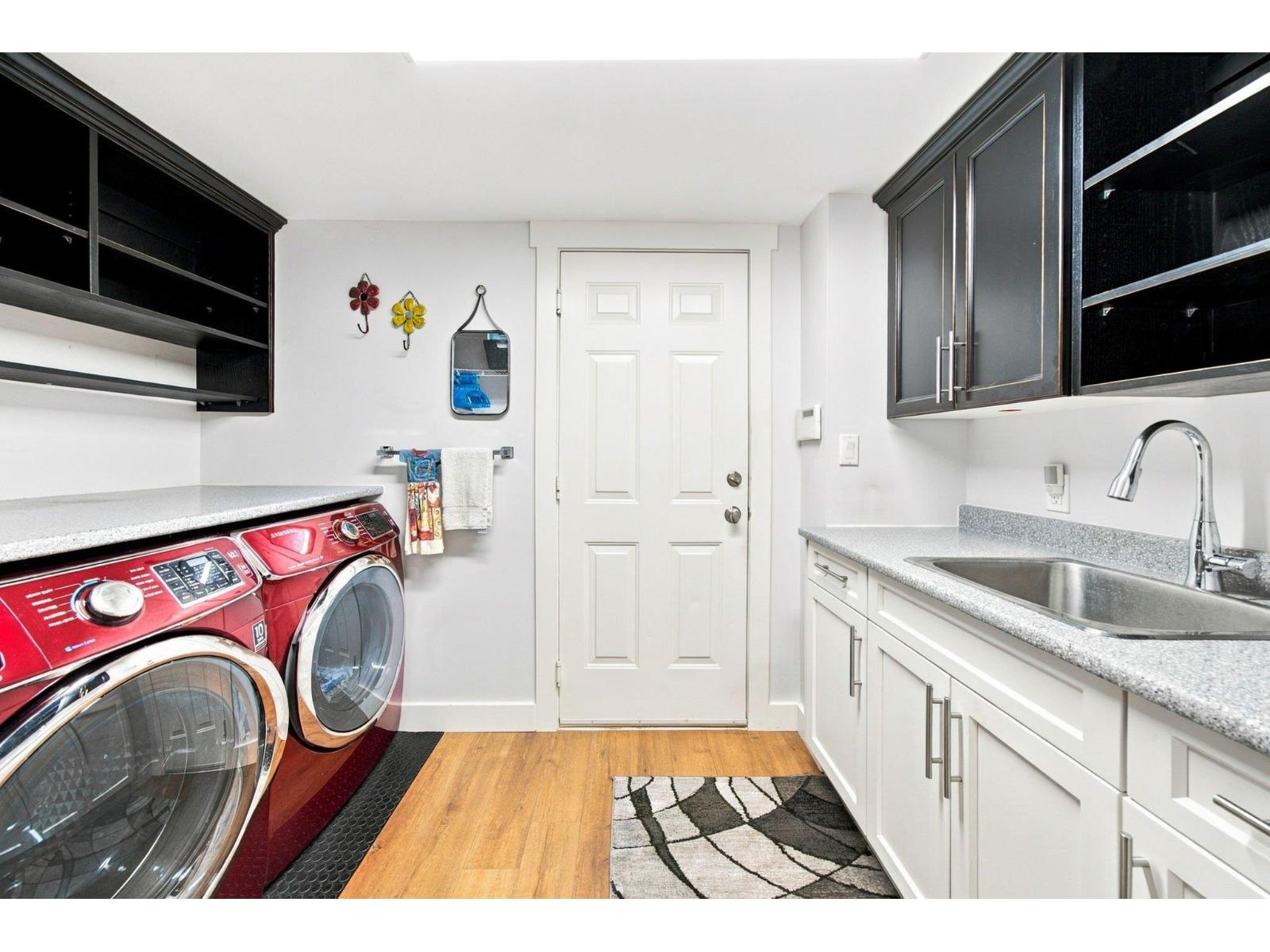 18707 60a Avenue Property Photo 26