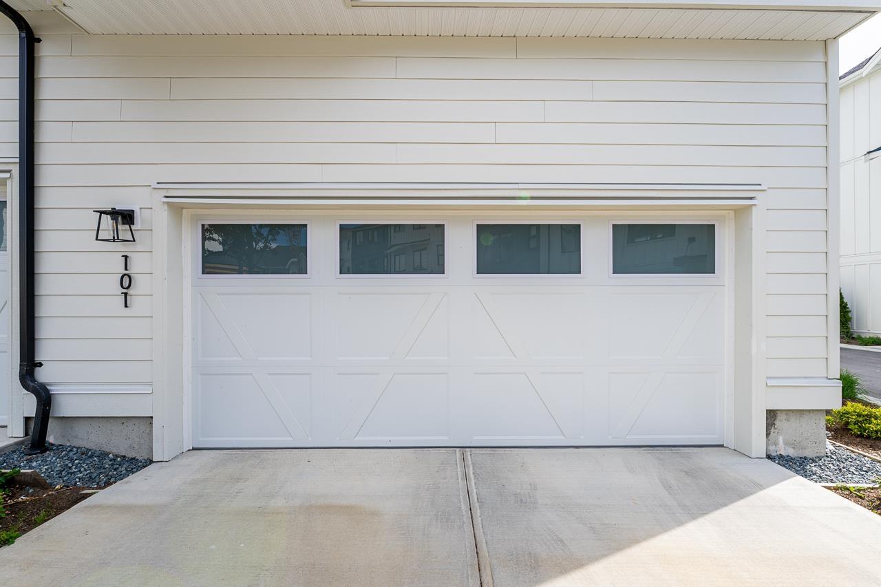 101 1833 165a Avenue Property Photo 32