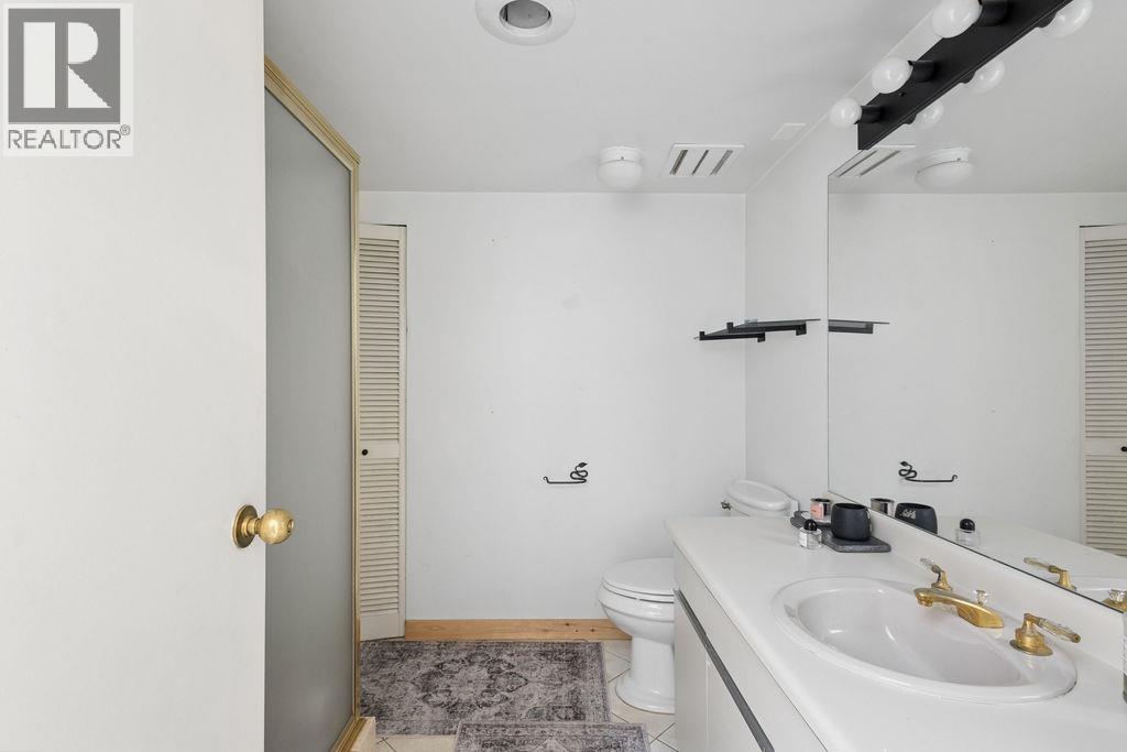 6566 Pinehurst Drive Property Photo 17