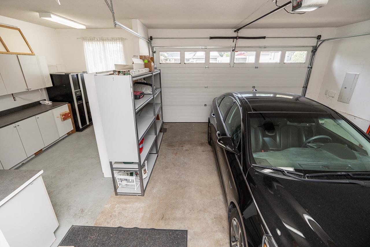 5464 185 Street Property Photo 24