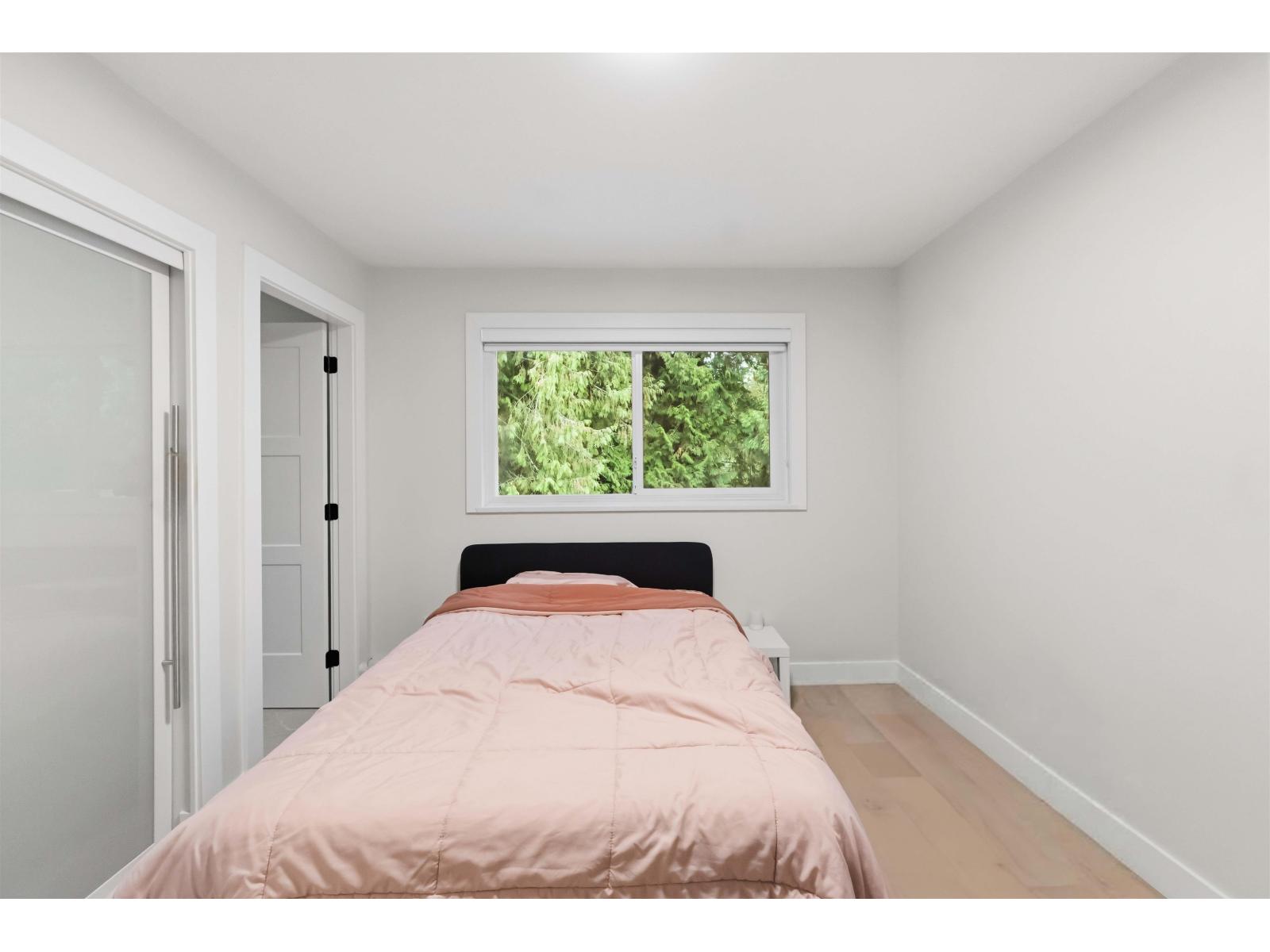 20424 90a Avenue Property Photo 32