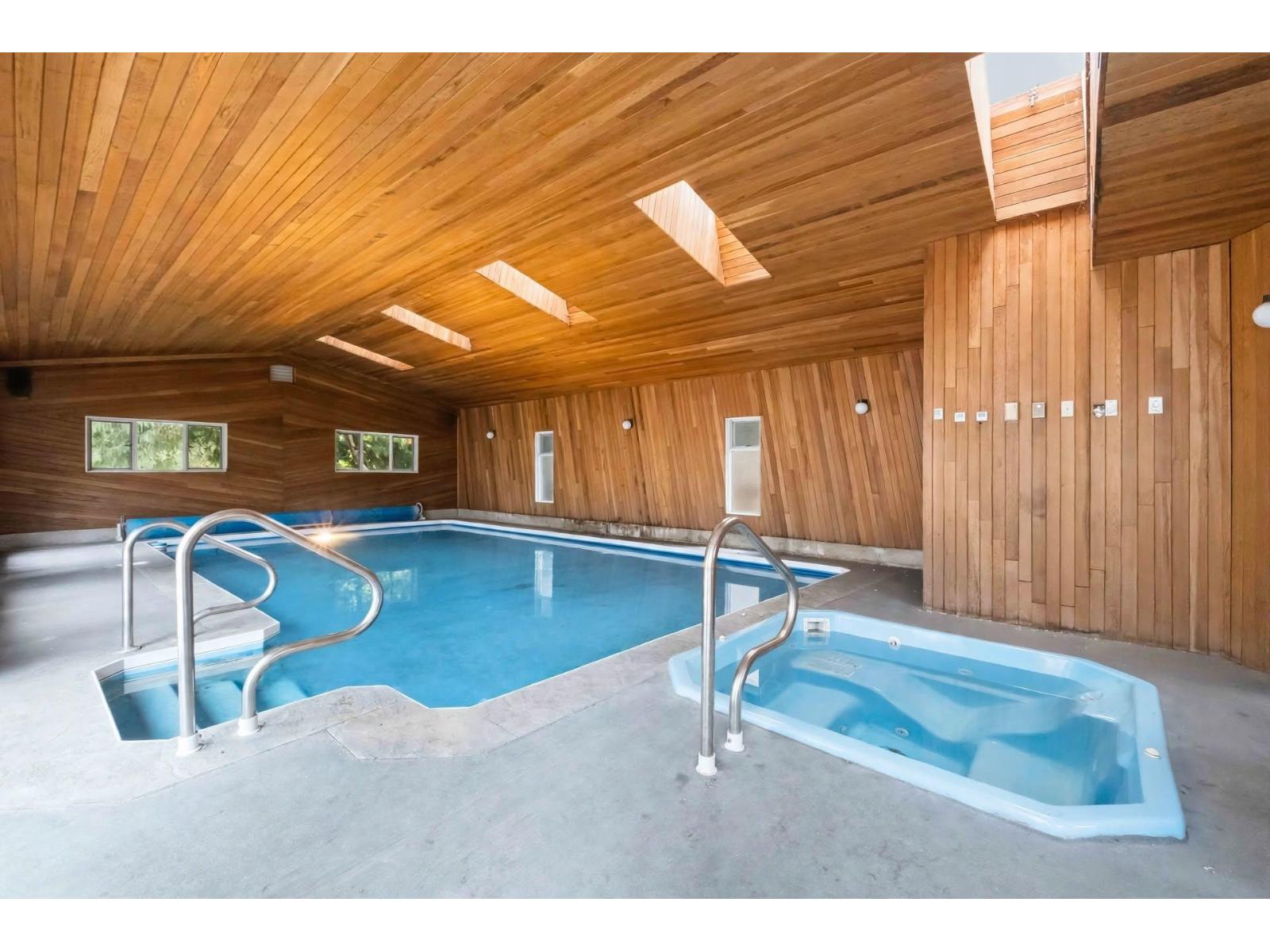 20424 90a Avenue Property Photo 38