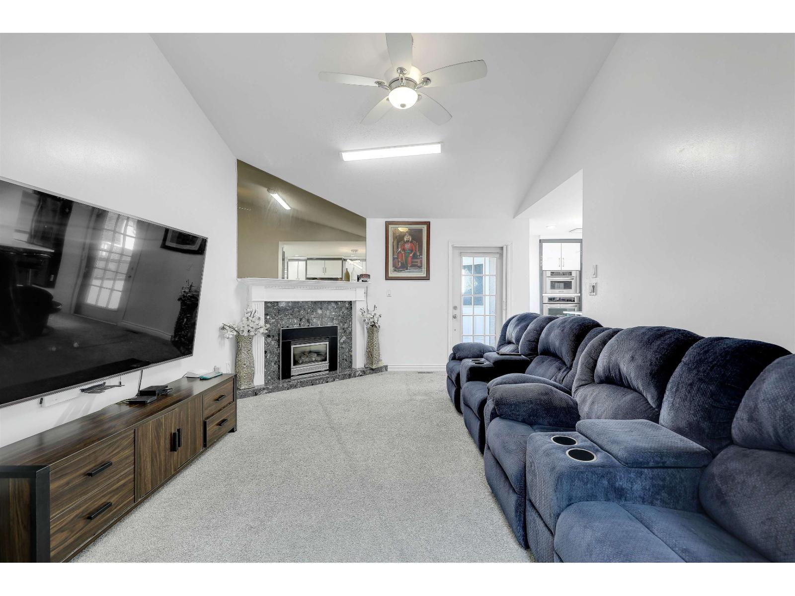 13571 60a Avenue Property Photo 6