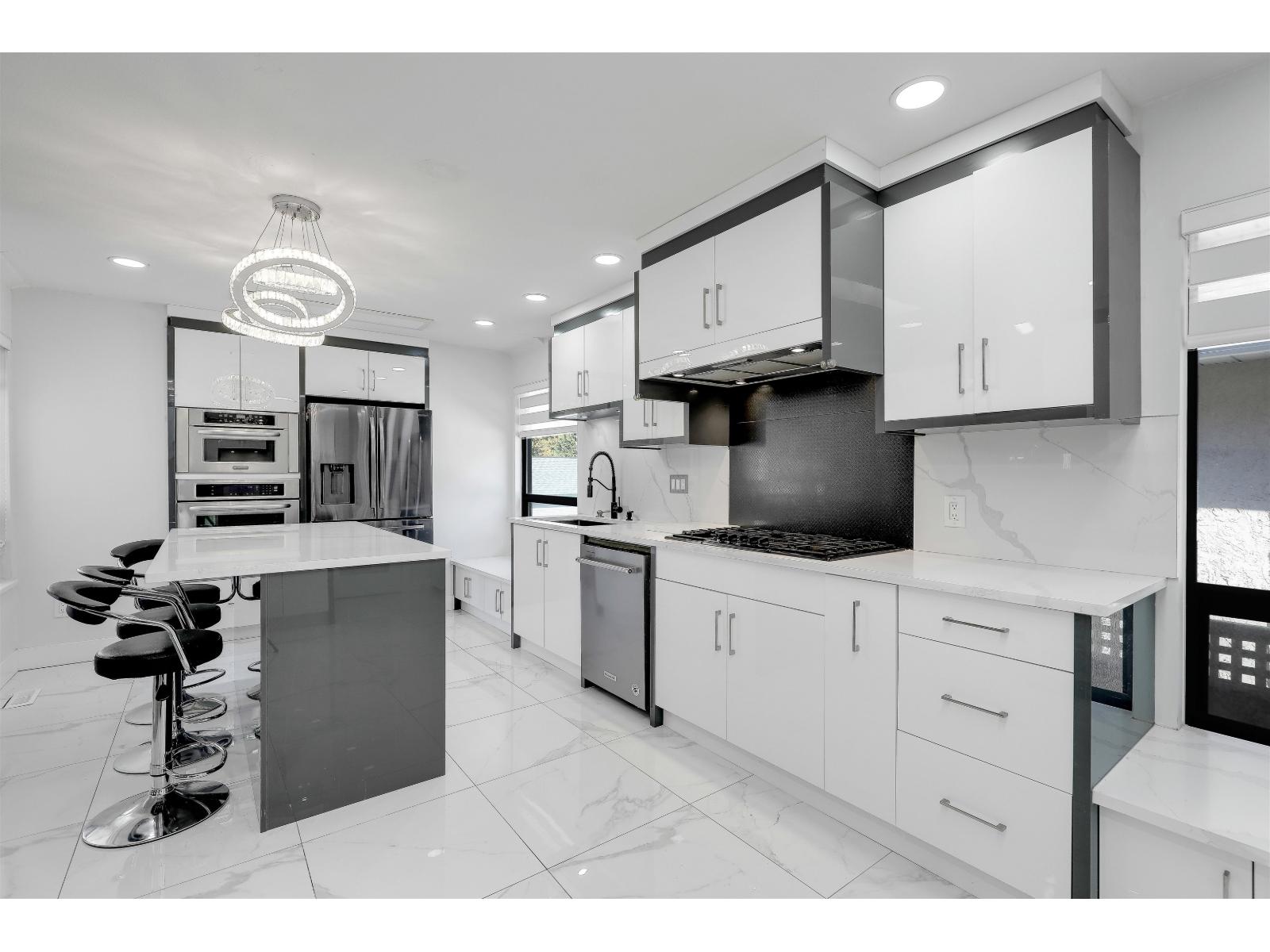13571 60a Avenue Property Photo 10